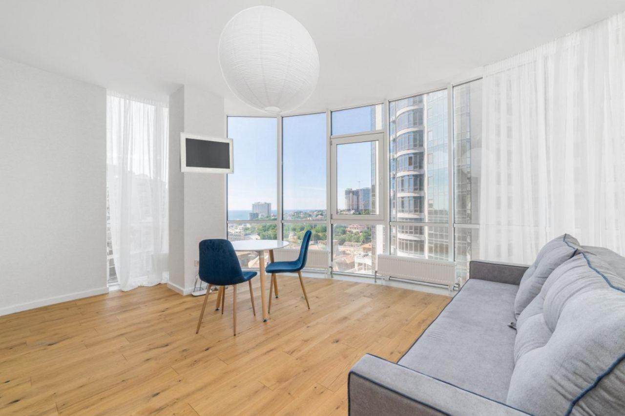 Gagarin Plaza Design Apartment Odesa Exterior foto